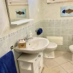 Domu Mea 1 Min A Piedi Dal Mare Nyaraló *